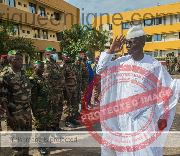 Recrutement dans l'armée en Guinée Conakry: sur 4 296 diplômes vérifiés, 79% sont faux, révèle le ministère de la Défense